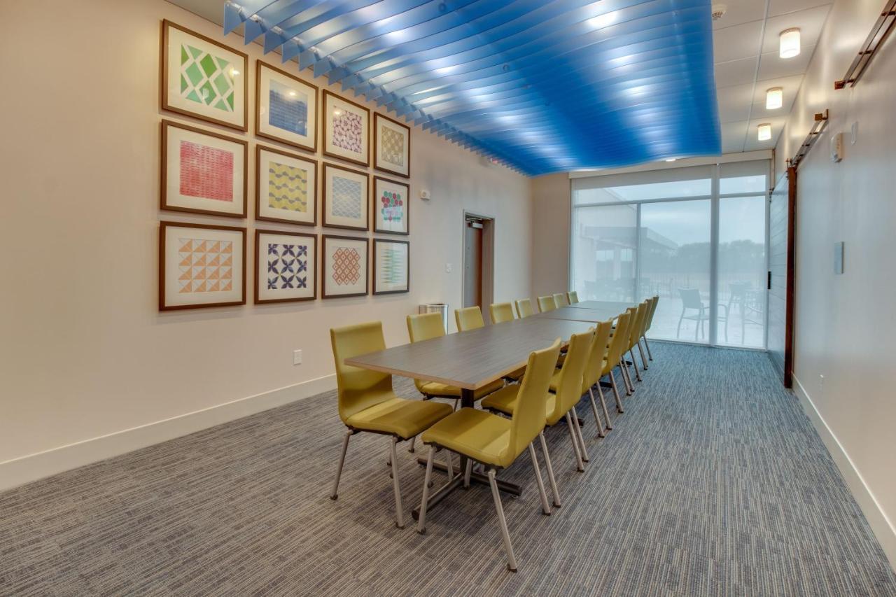 Holiday Inn Express & Suites - Union City By Ihg Luaran gambar