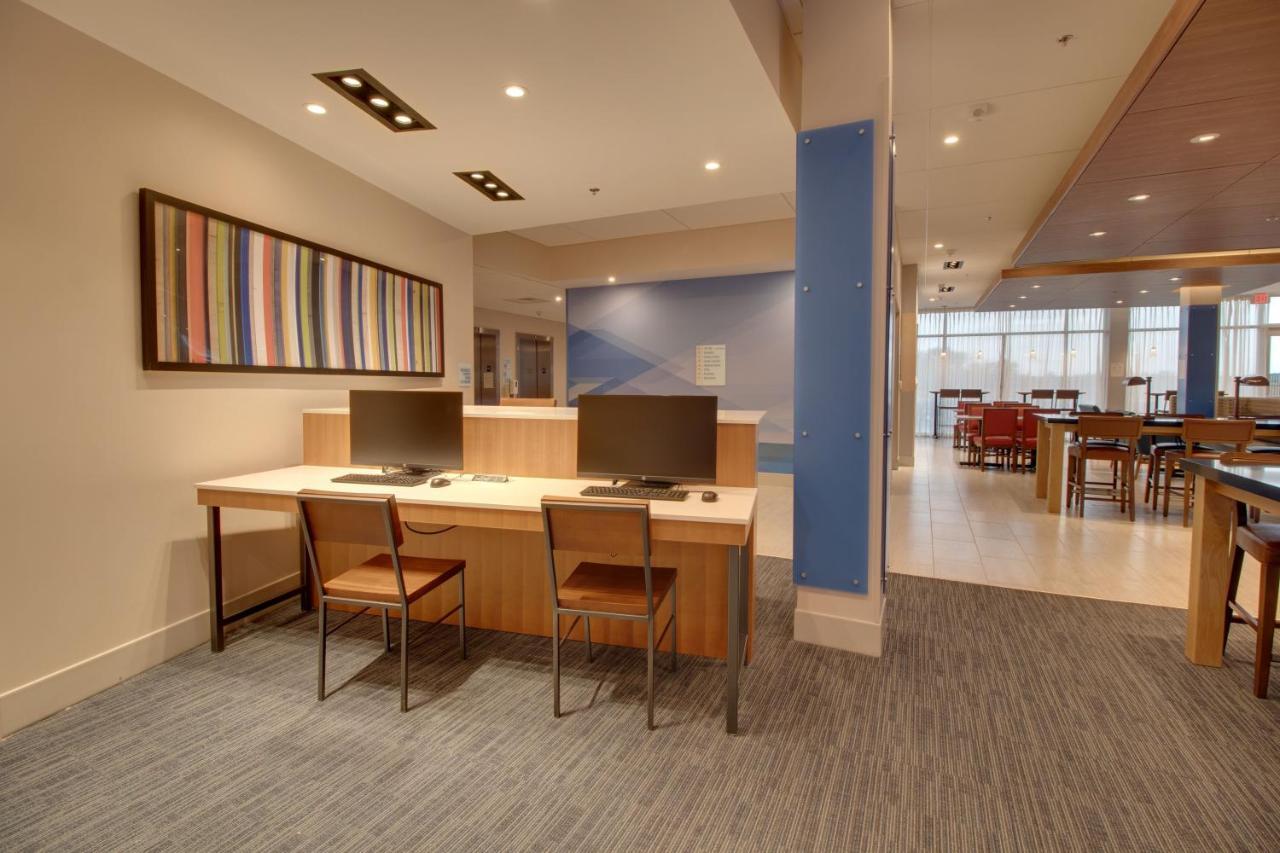 Holiday Inn Express & Suites - Union City By Ihg Luaran gambar