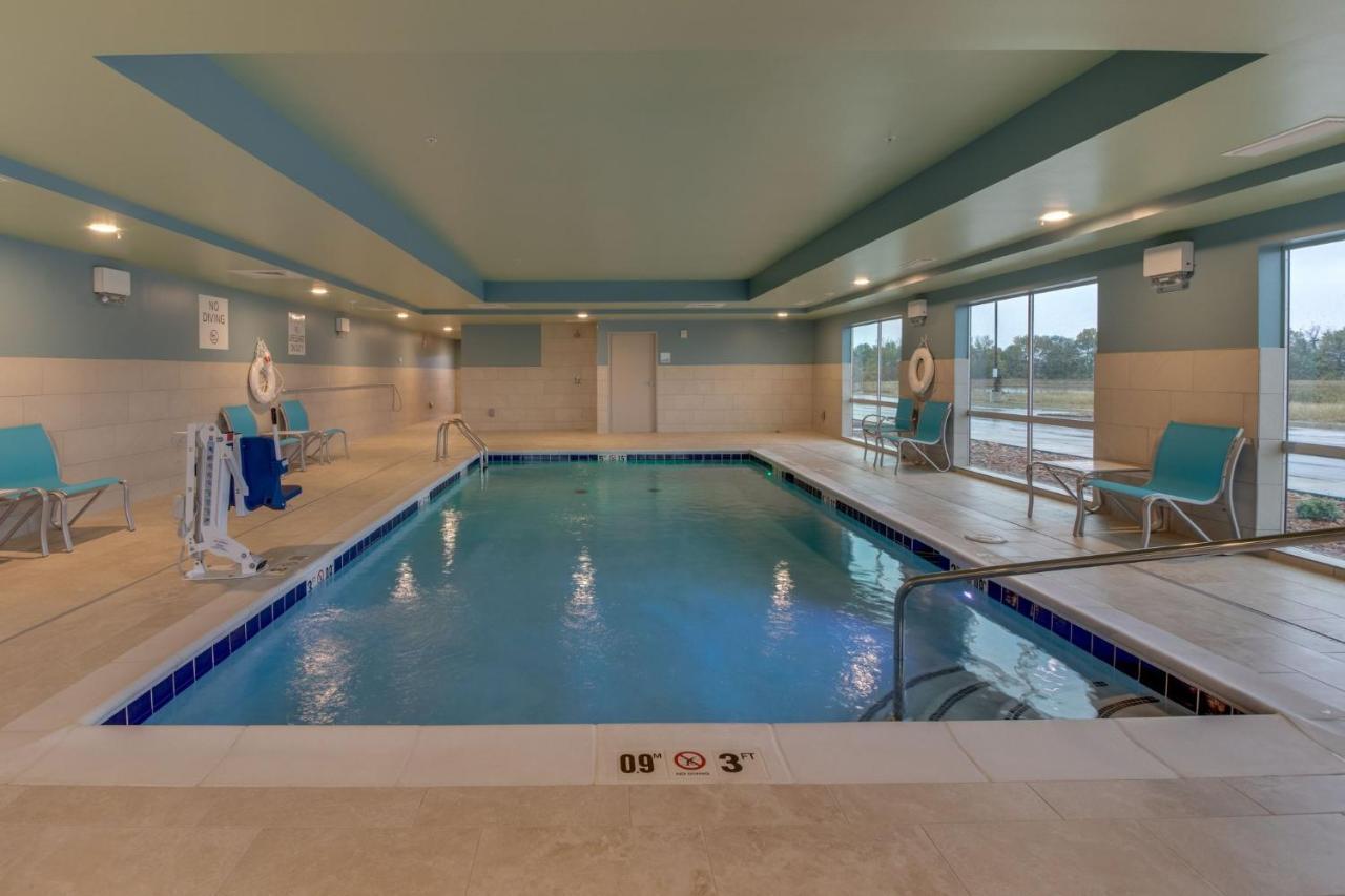 Holiday Inn Express & Suites - Union City By Ihg Luaran gambar